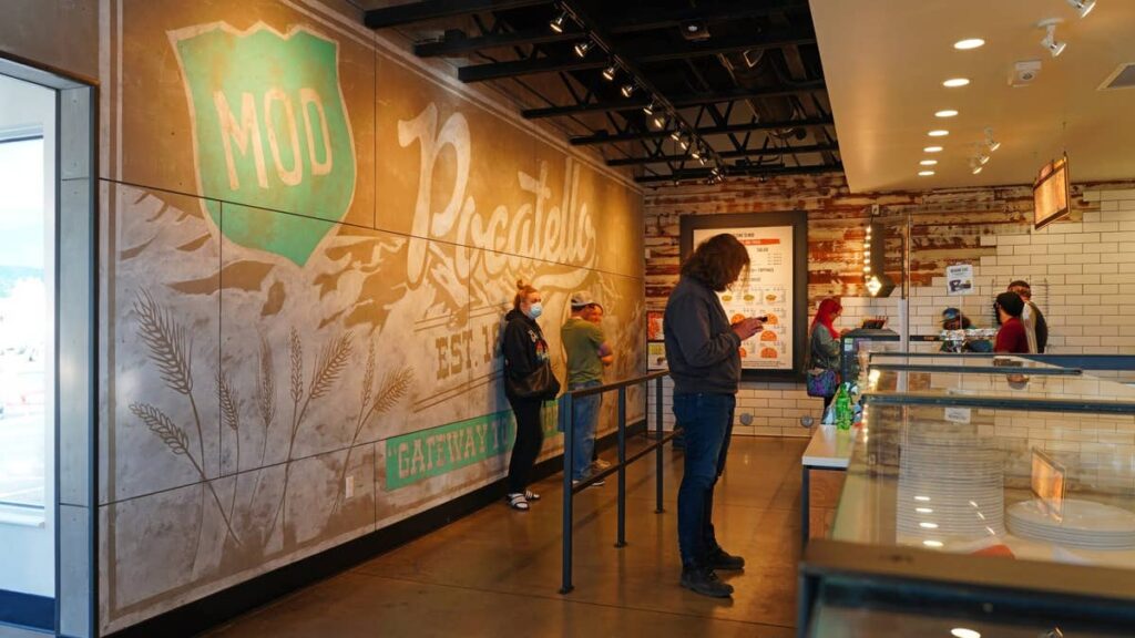 Mod, Blaze, and Pieology Pizza close 100s of restaurants