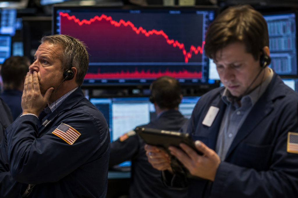 Nasdaq futures plunge 260 points: 5 things to know before Wall Street opens